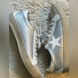 ShuShop Paula Sneakers Size 7.5